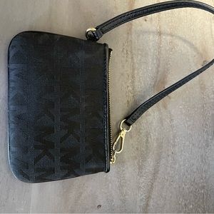 Michael Kors mini wristlet - card holder